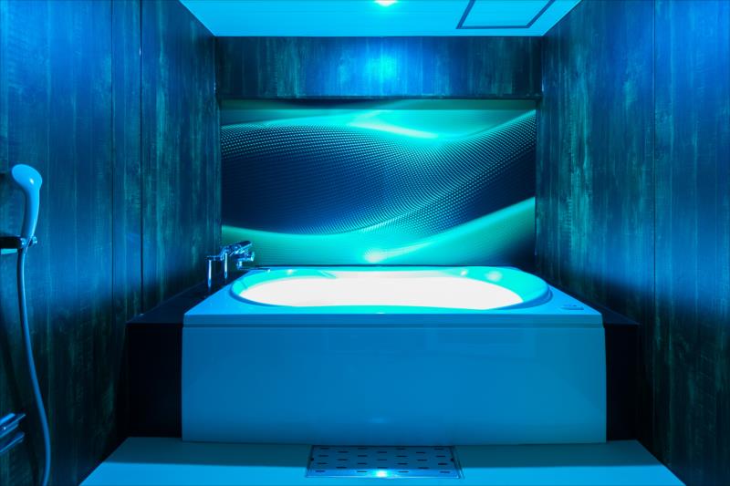 images/301e.jpg